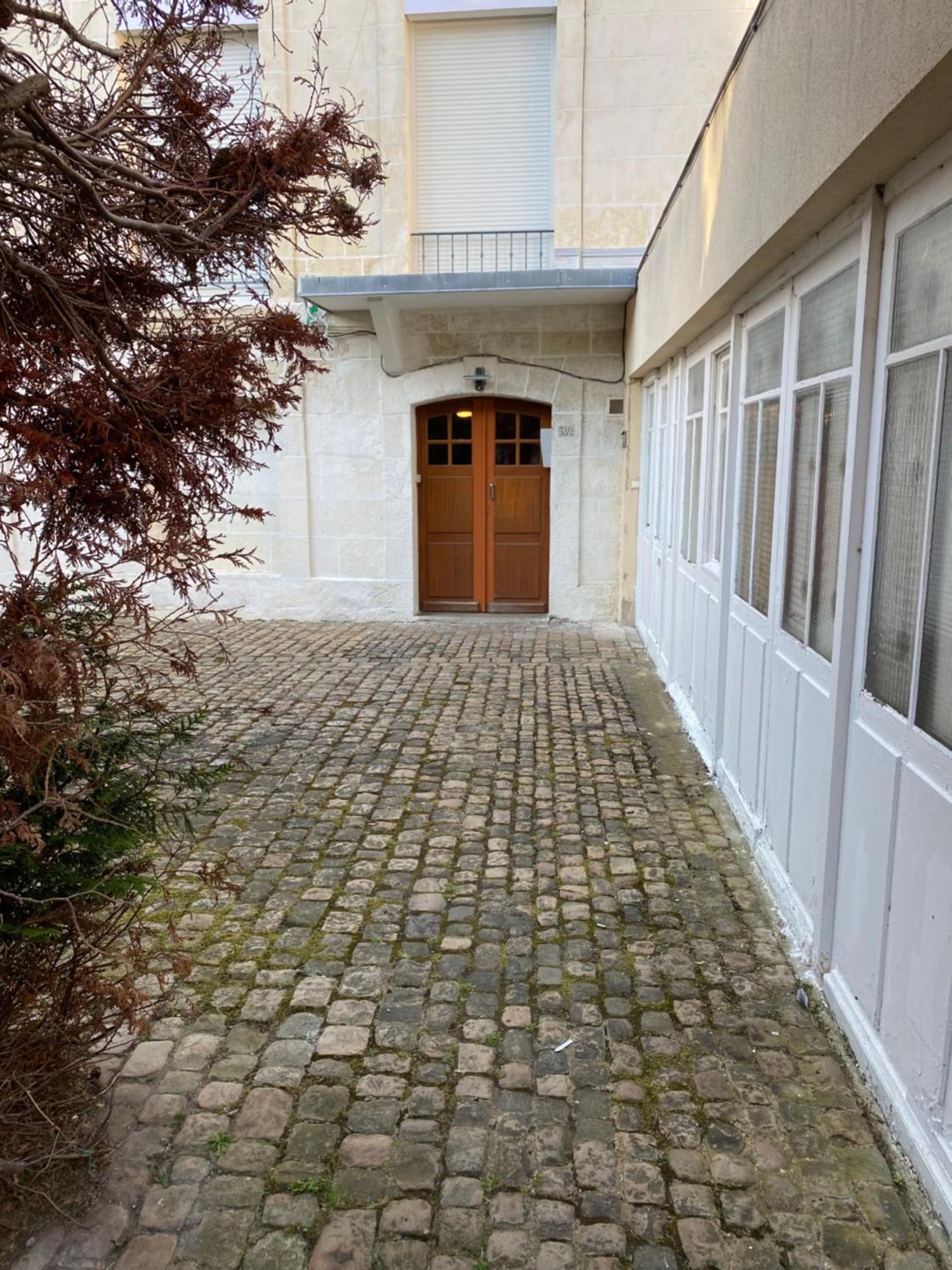 Appartement Hyper-Centre Vue Cathedrale Beauvais Exterior photo